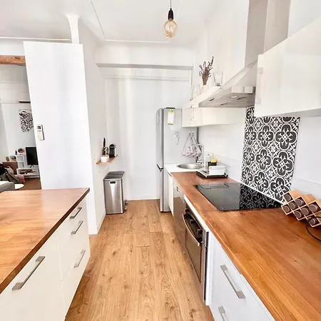 Appartement Stylish In The Old Town, With Ac. Antibes